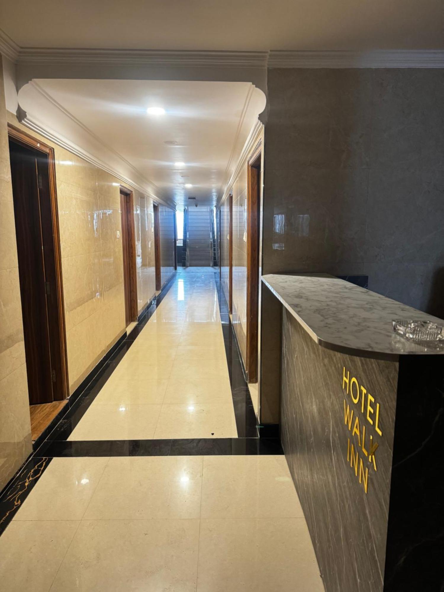Hotel Walk Inn Faridabad Extérieur photo