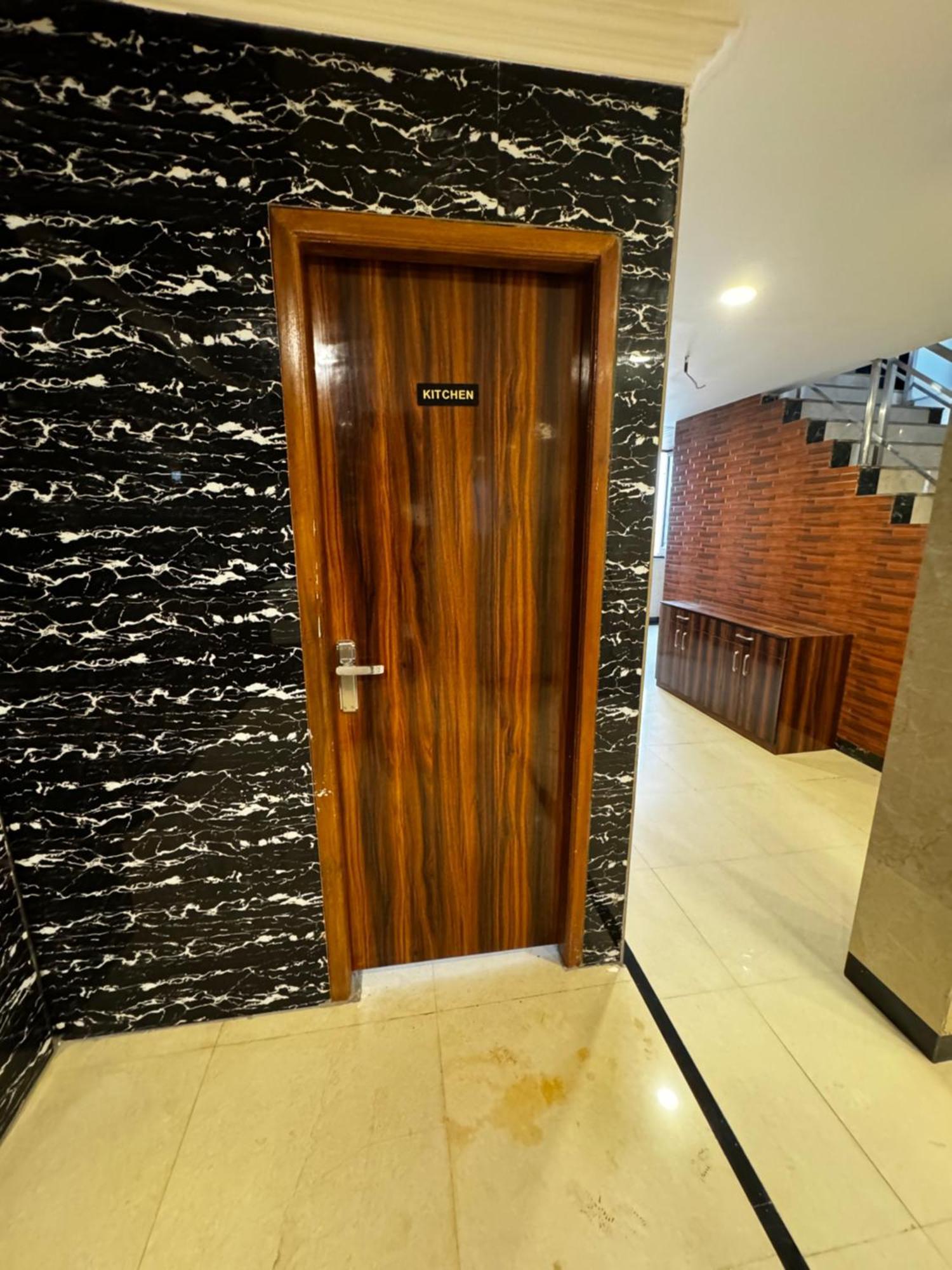 Hotel Walk Inn Faridabad Extérieur photo